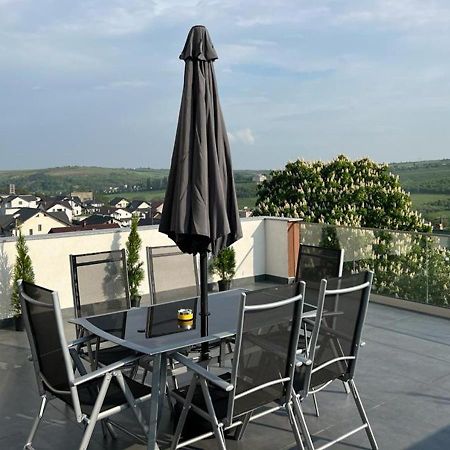 Penthouse Luxury Fălticeni Exterior foto