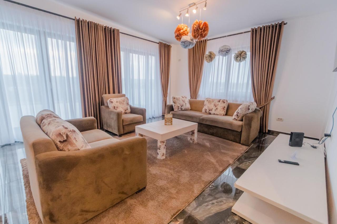 Penthouse Luxury Fălticeni Exterior foto