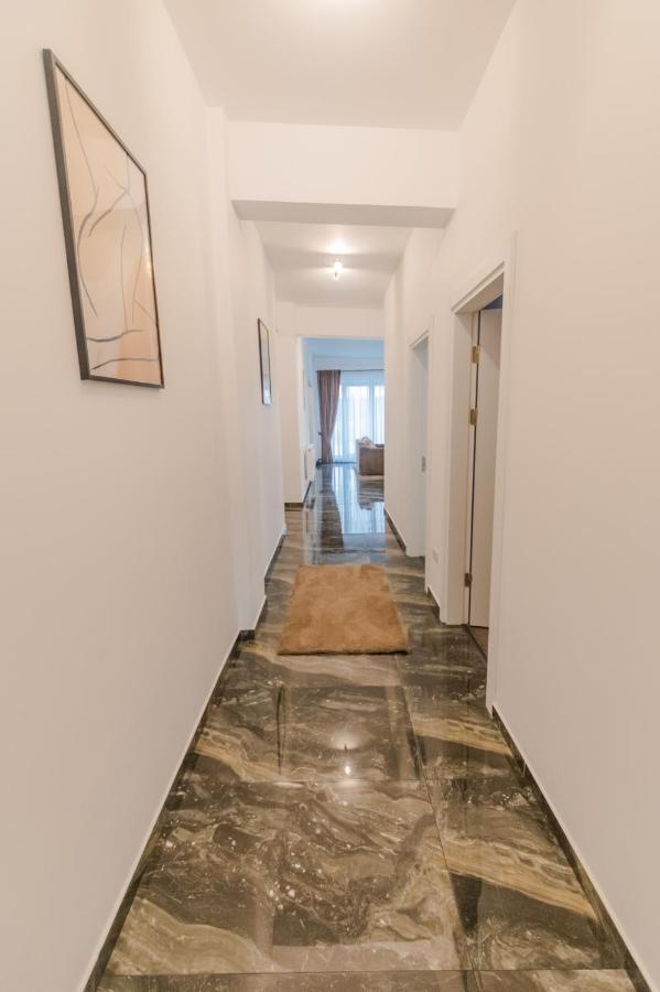 Penthouse Luxury Fălticeni Exterior foto